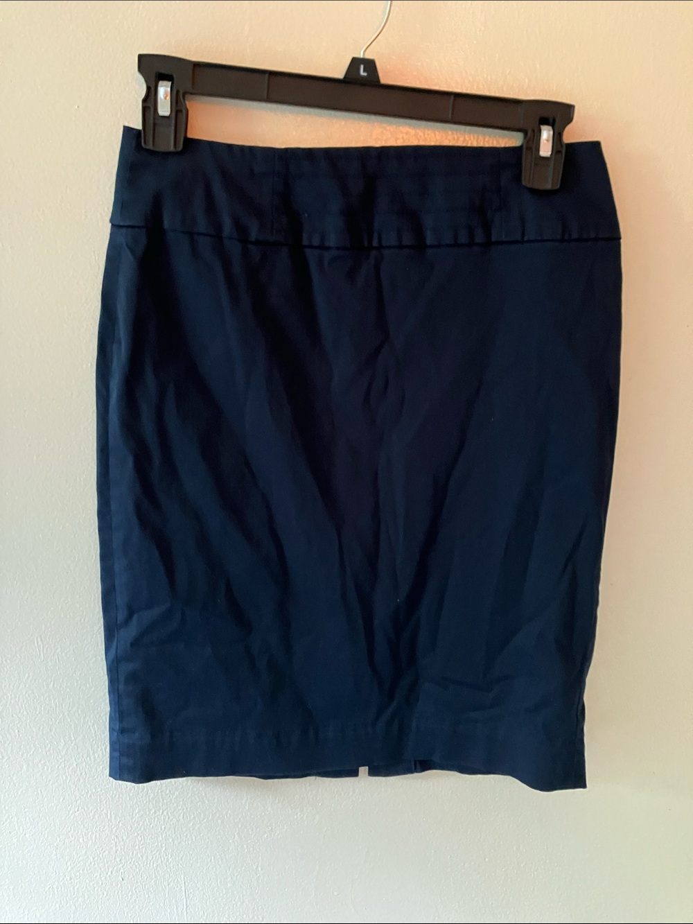 Banana Republic navy blue pencil skirt